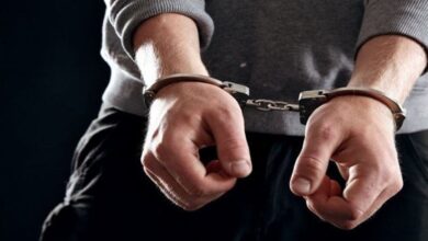 القبض على شخص