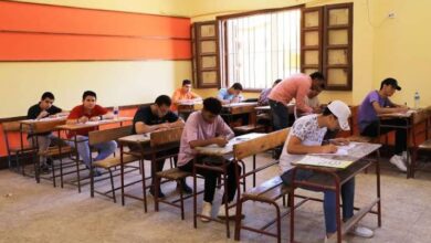 طلاب الشهادة الإعدادية