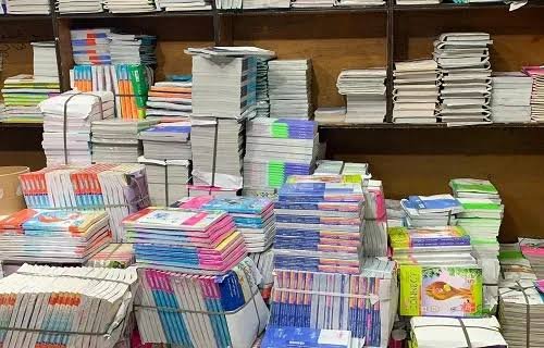 أسعار كتب أولى ثانوي 2025 الترم الأول