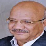 الكاتب حمدي البطران