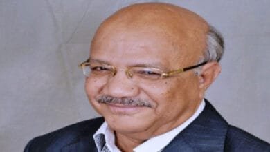 الكاتب حمدي البطران