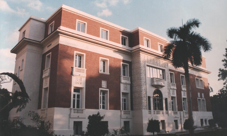 مكتبة مصر العامة بالدقي