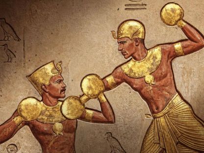 نزال عالمي عند سفح الأهرامات