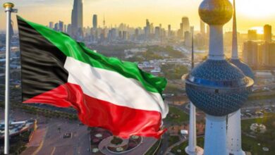 مالفرق بين العيد الوطني وعيد التحرير في الكويت ؟